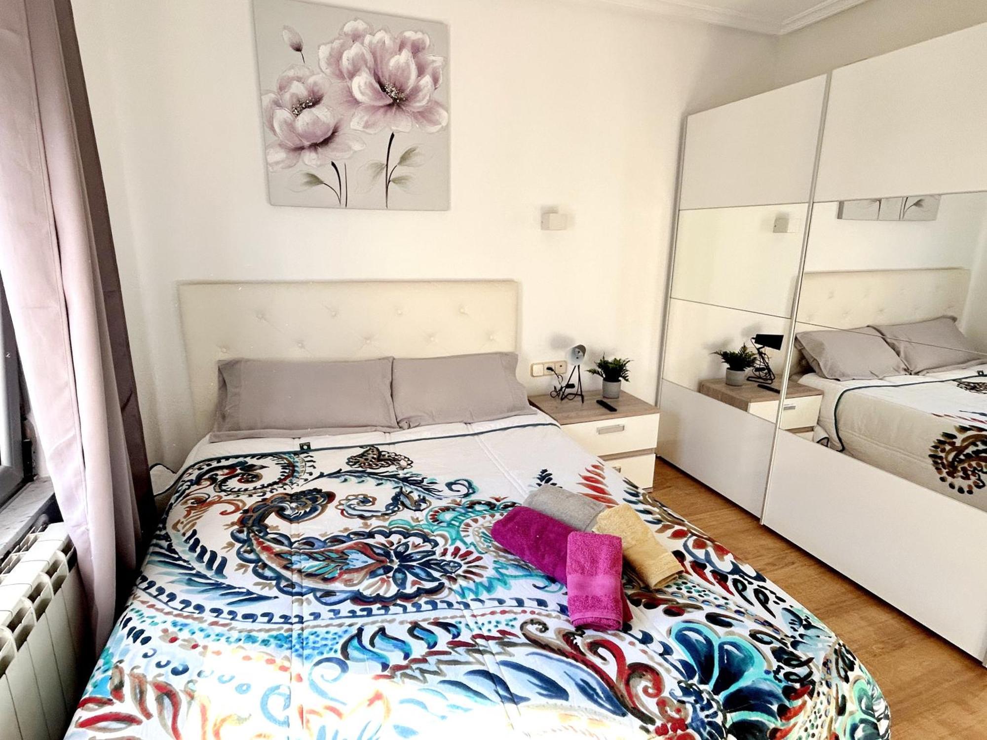 Nuevo: Cerca CENTRO , WIFI y Calefacción Apartamento Oviedo Exterior foto